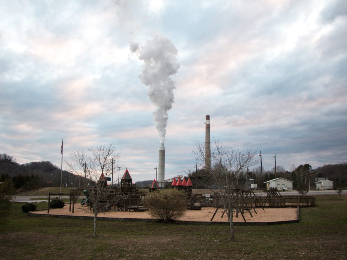 This Tennessee community is keeping a federal utility under pressure to clean up coal ash